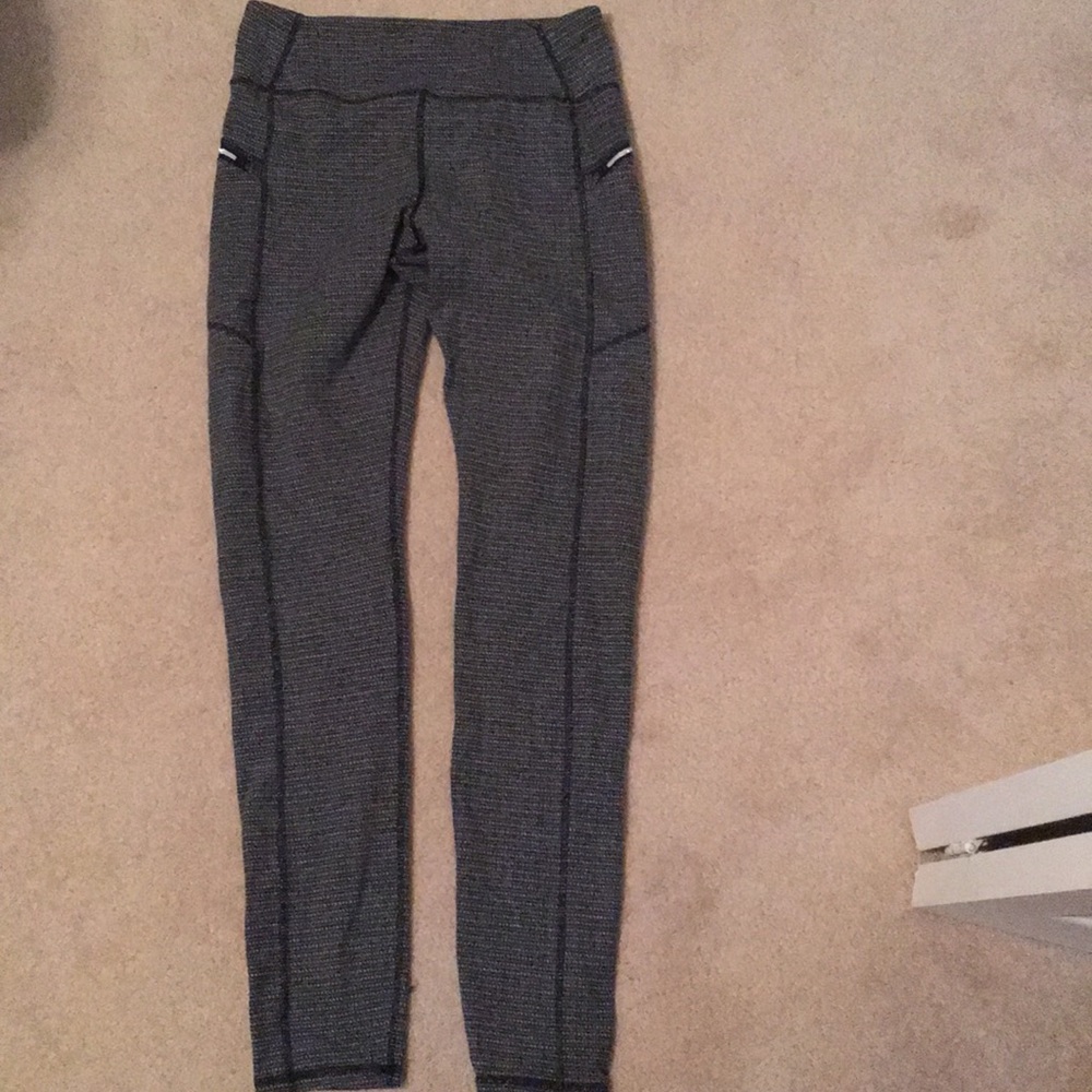Textured leggings